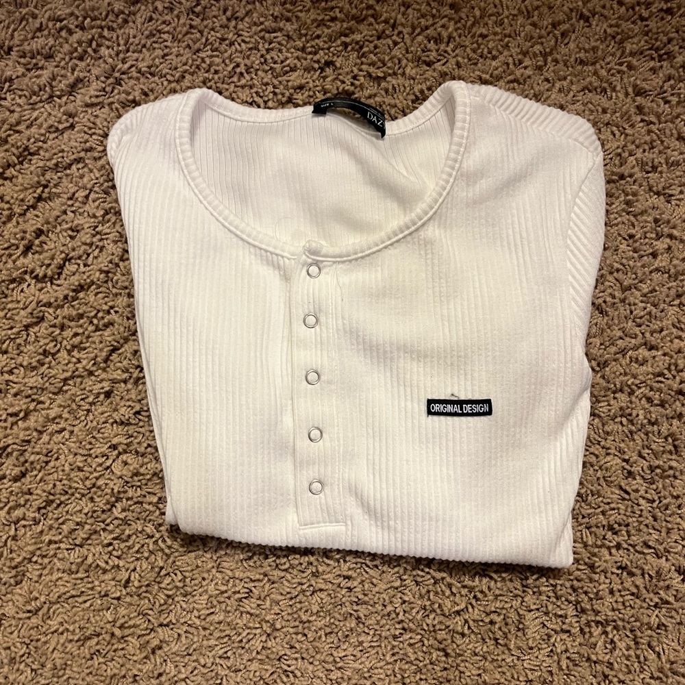 White semi cropped shirt, sizing runs small so fits more of a m/s